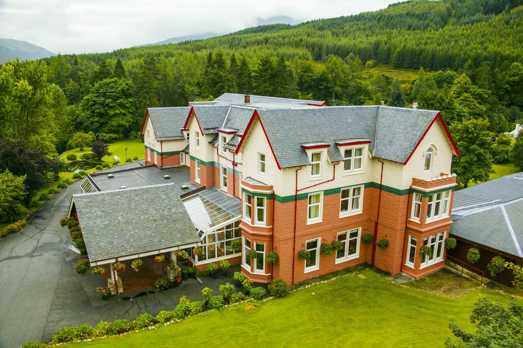 Muthu Royal Hotel Tyndrum Exterior photo